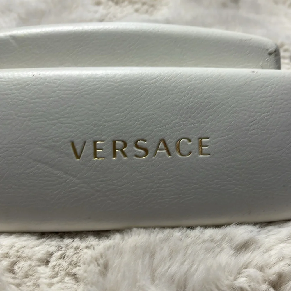 Versace Glasses Case - Picture 10 of 11
